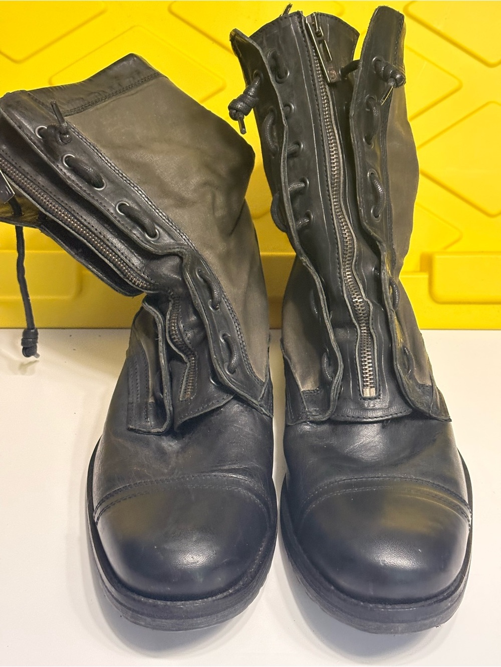 Rogue Men's Black Leather Zipper Combat Boots